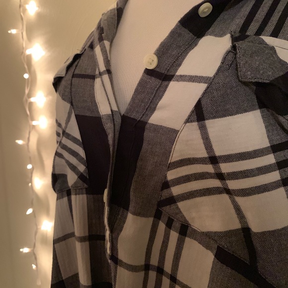 Flannel - Picture 3 of 4